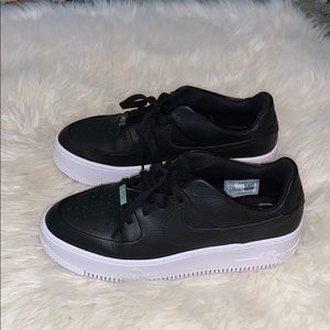 Nike Air Force 1 Sage Low
